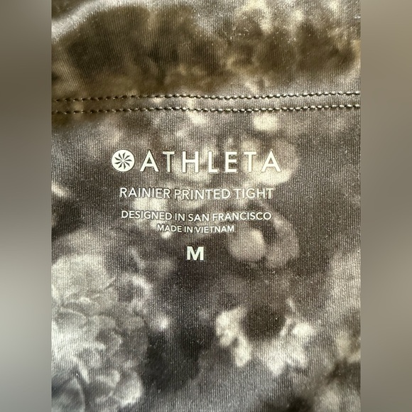 Athleta Women’s Frozen Floral Gray Rainier Printed Tights - Size Medium - Picture 5 of 7